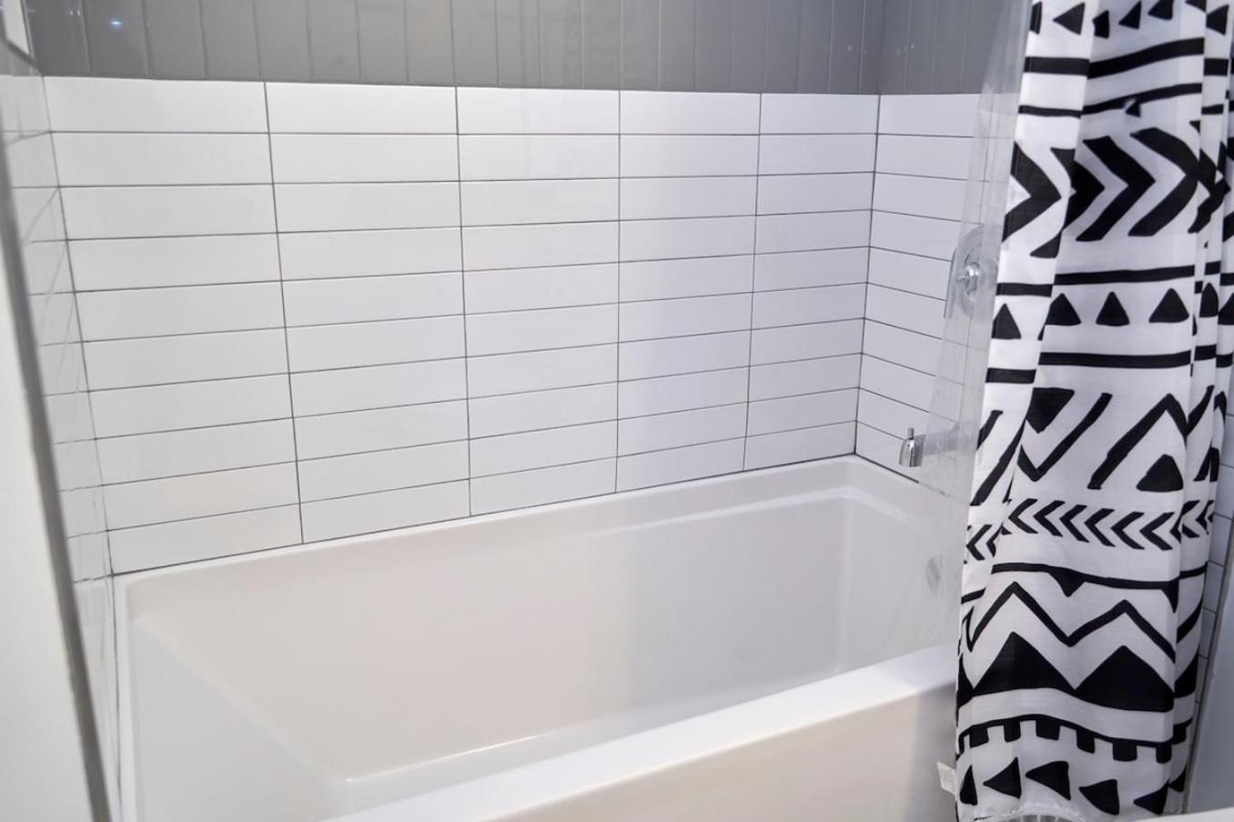 Spacious Retreat Near Downtown, Atl Атланта Екстериор снимка